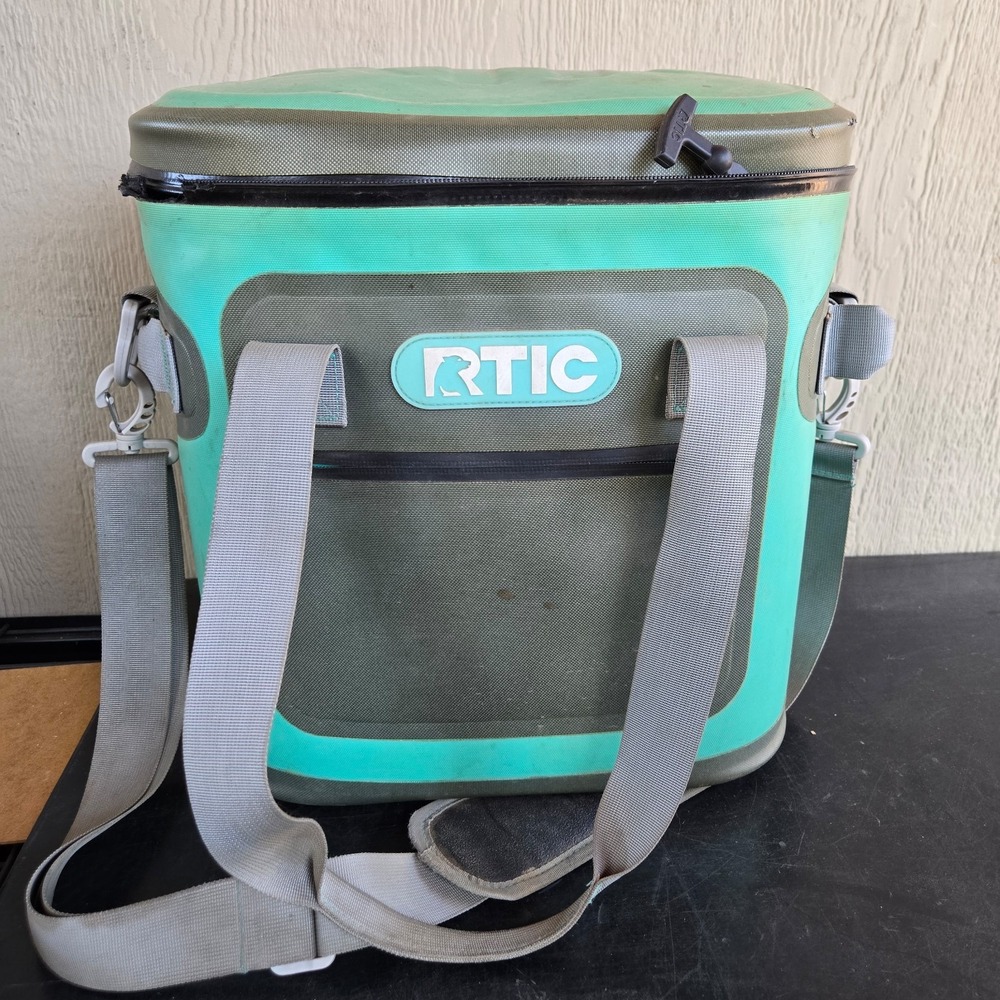 RTIC Soft Pack 20 Can Cooler Bag Seafoam Green Gray Broken Zipper